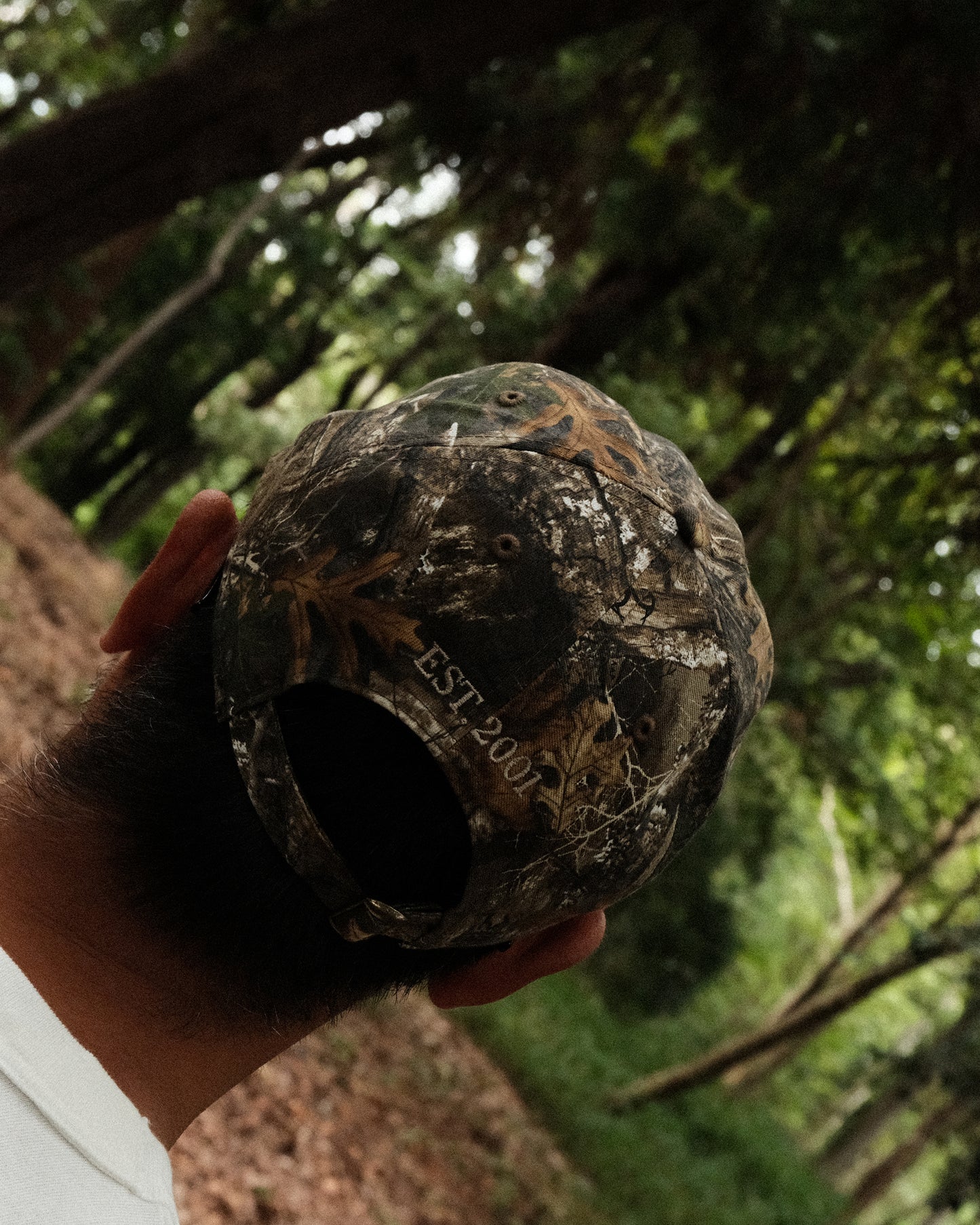 SAMUEL FIELD LOGO CAP