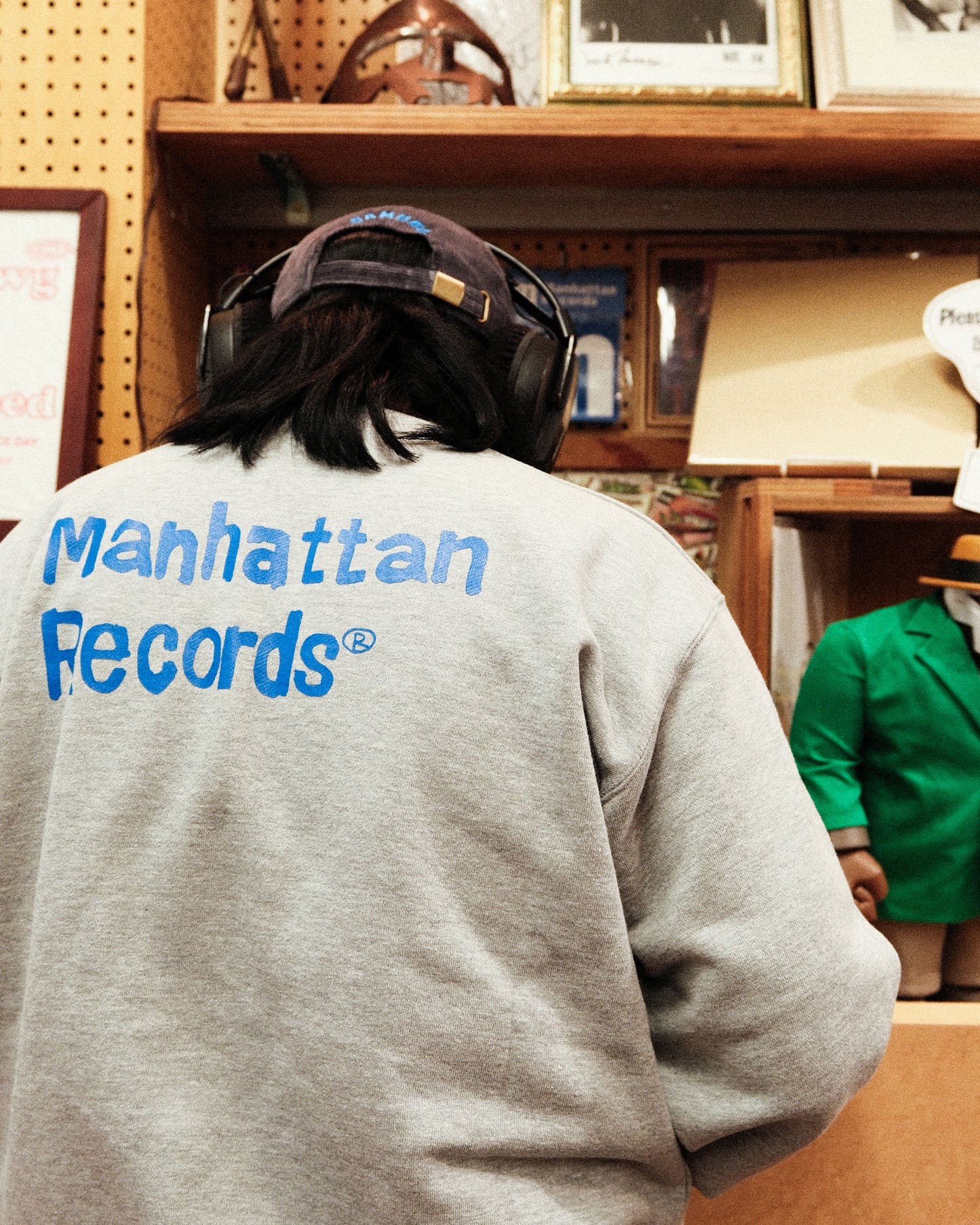 SAMUEL × Manhattan Records 7inch 45th anniv. SWEAT SHIRT