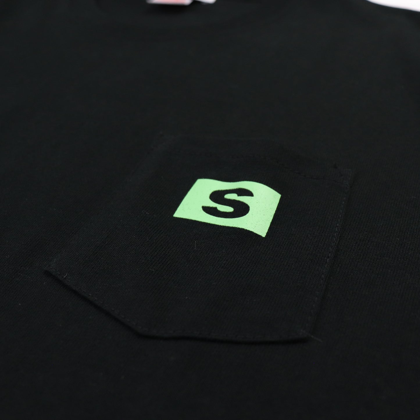 SAMUEL FABULOUS PRODUCTS POCKET TEE