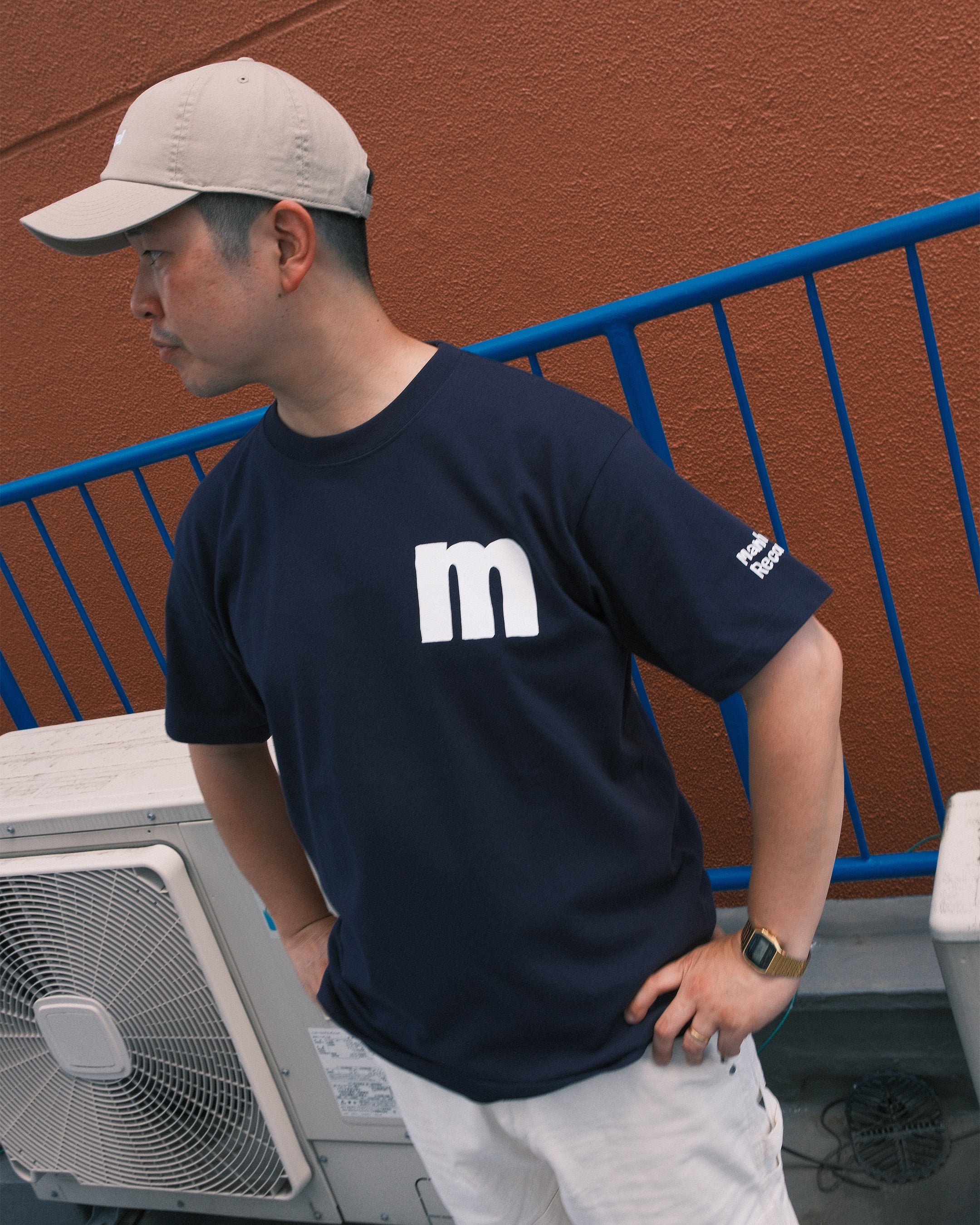 SAMUEL × Manhattan Records M ILLUST LOGO S/S TEE – SAMUEL STORE