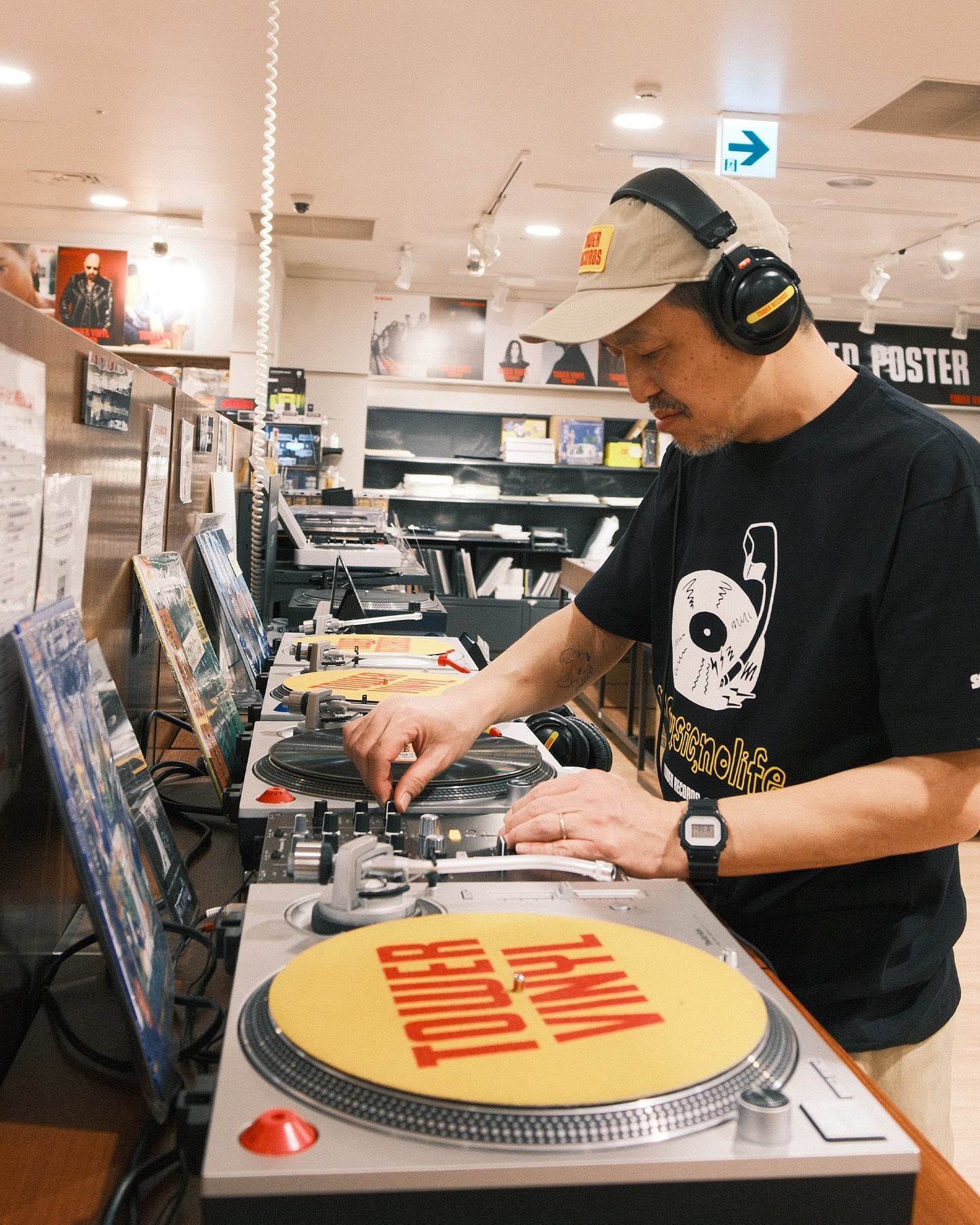 SAMUEL x TOWER RECORDS VINYL S/S TEE